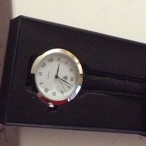 Quartz watch women